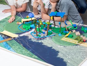 Modellbau Blau-grünes Klassenzimmer
