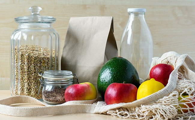 Einkaufstasche mit Früchten