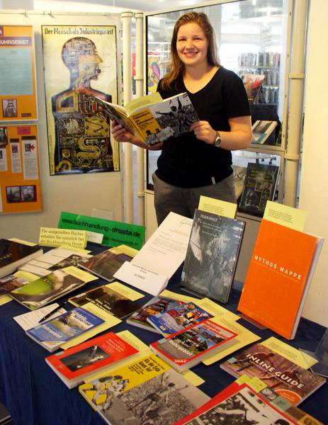 Bücherausstellung Klartext (05.04)