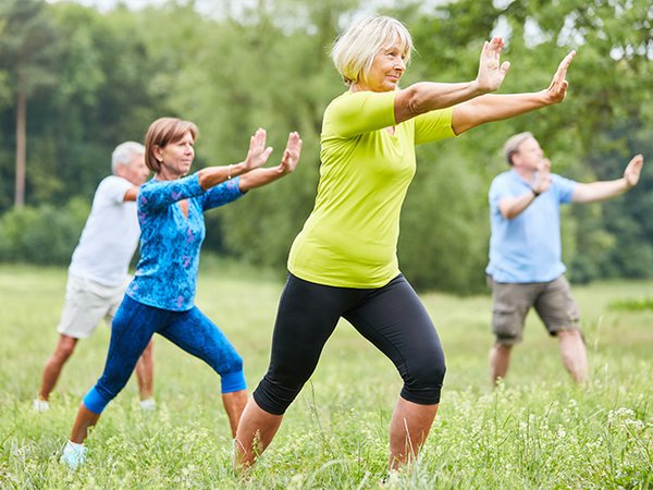 Teilnehmende beim Sportkurs