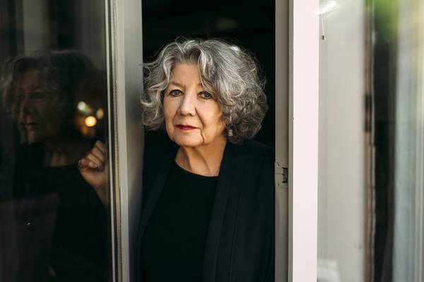 Die renommierte Autorin Sabine Thiesler liest am Dienstag, 8. April, um 19 Uhr aus ihrem neuesten Werk „Leb wohl, Schwester“ in der Rotunde im Glashaus Herten (Foto: Jewgeni Roppel)
