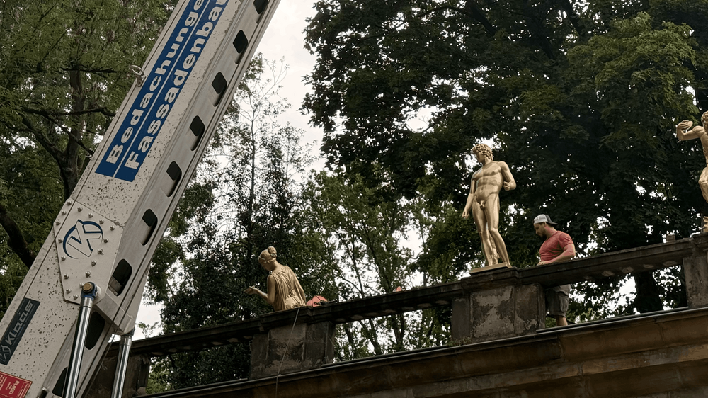 Neue Figuren auf der Orangerie (2)