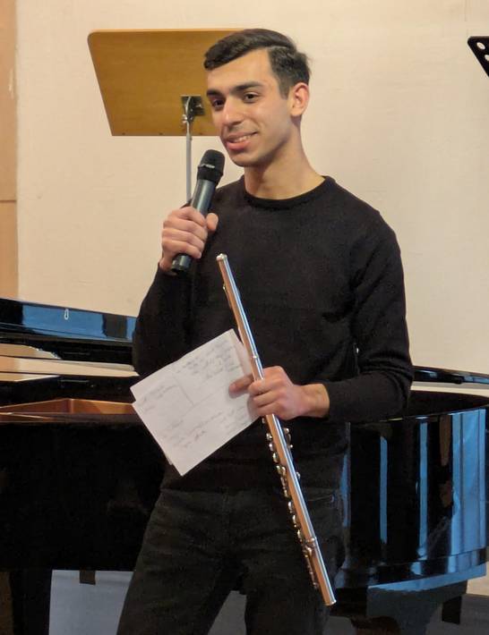 Elnur Misirli gibt im Bürgerhaus Herten sein erstes selbst zusammengestelltes Konzert. Elnur Misirli gibt im Bürgerhaus Herten sein erstes selbst zusammengestelltes Konzert.