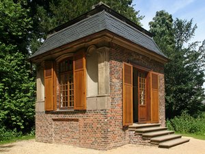 Tabakhaus im Schlosspark im Jahr 2010