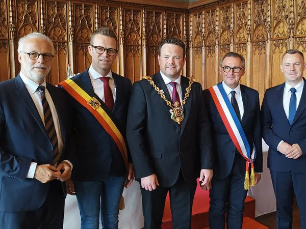 Bürgermeister der Partnerstädte beim Besuch in Arras