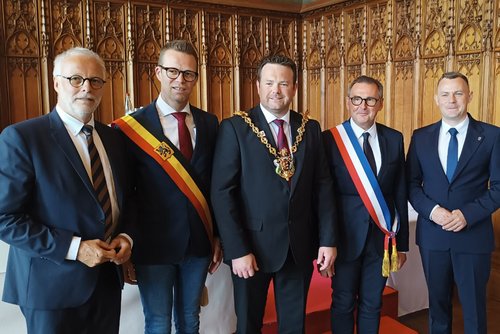 Bürgermeister der Partnerstädte beim Besuch in Arras