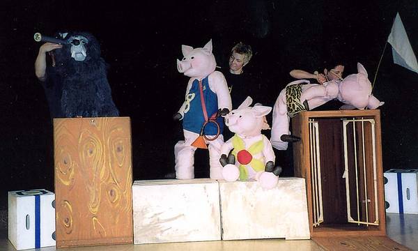 Crazy Pigs (01.04)