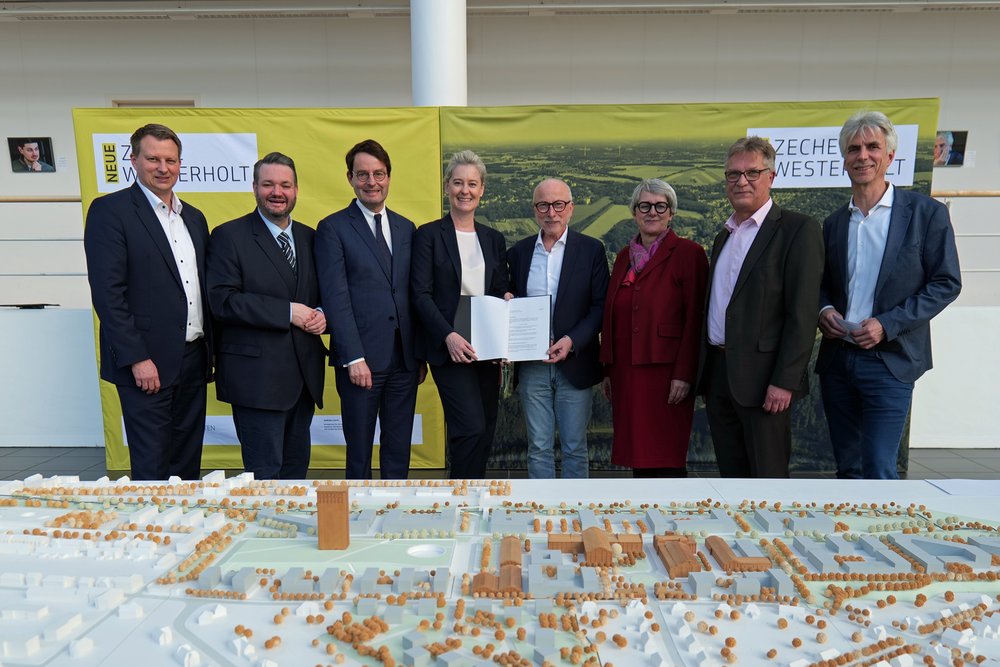 Übergabe des Förderbescheids für die Neue Zeche Westerholt