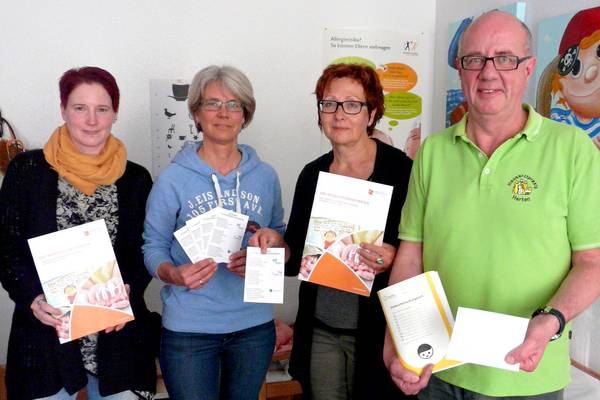 Dorthe Stanberger, Koordinatorin des Netzwerks 'Frühe Hilfen', Regina Niewerth, Kinder- und Jugendgesundheitsdienst, Kreis Recklinghausen, Claudia Müller, Familienbüro Caritas und Diakonie und Dr. Jürgen Philipp, Mitglied des Beirats im Nationalen Zen