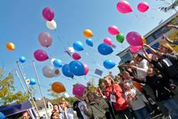Luftballonsteigen am Weltkindertag