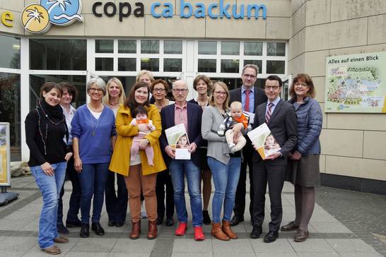 Bei einem offiziellen Pressetermin zu den neuen Babypräsenten haben alle Beteiligten das überarbeitete Konzept und die neu zusammen gestellten Geschenke vorgestellt. 