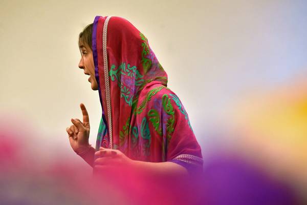 Sabrina Sauer vom Westfälischen Landestheater spielt Malala in dem gleichnamigen Stück. (Foto: Volker Beushausen)