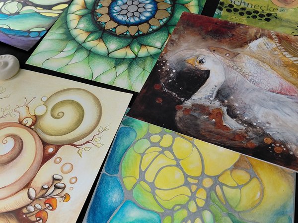 Nahaufnahme von gemalten Bildern