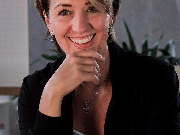 Erna Hüls