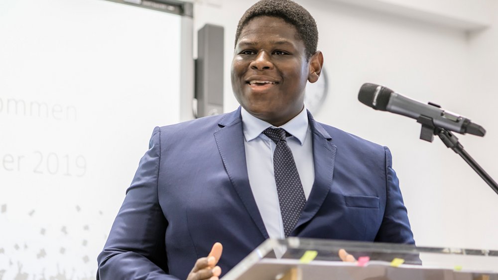 Prof. Dr. Lorenz Narku Laing