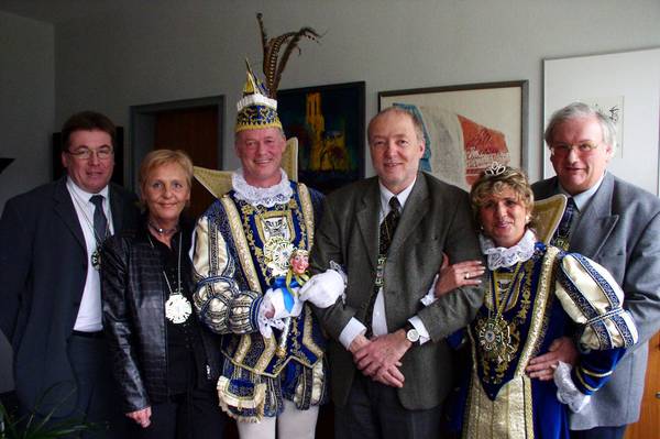 Übergabe Karnevalsorden (02.04)