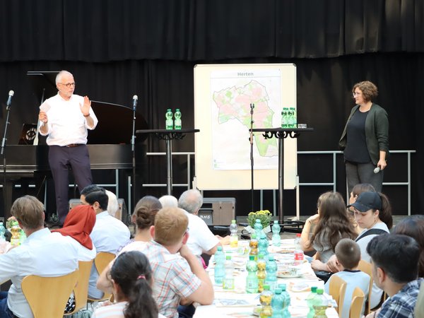 2024_09_foto_neubuergerempfang_buergermeister