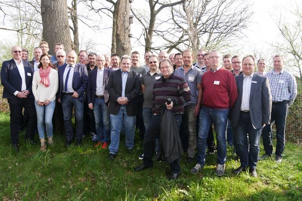 Der Erfahrungsaustausch der Bau- und Betriebshöfe fand bereits zum zehnten Mal statt. Der Hertener Bürgermeister Fred Toplak freute sich die Gäste im ZBH begrüßen zu dürfen.