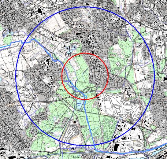 Sperrbezirk: Das Sperrgebiet ist auf der folgenden Karte rot eingezeichnet und befindet sich innerhalb des Beobachtungsgebietes.
Beobachtungsgebiet: Das Gebiet im 3-Kilometer-Radius um den Fundort. Dieser Bezirk entspricht dem blauen Kreis der in der fol