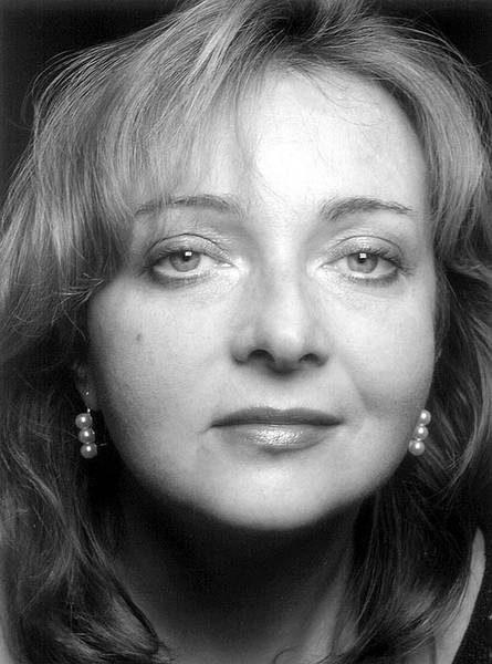 Iwona Bialek (10.04)