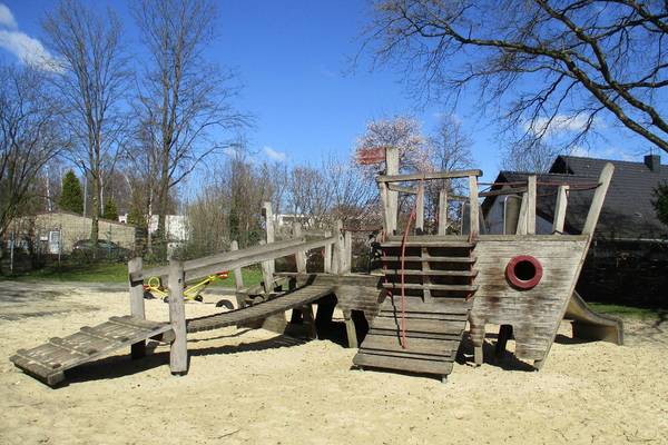Spielplatzsprechstunde am Spielplatz an der Schürmannswiese in Herten. 
