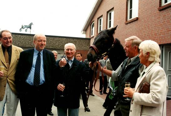 Hengst HERTEN - Taufe (06/99) Hengst HERTEN - Taufe (06/99)