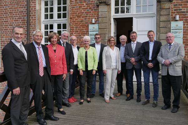 Die Preisträgerinnen und Preisträger des Bürgerpreises wurden von Bürgermeister Fred Toplak geehrt. 
