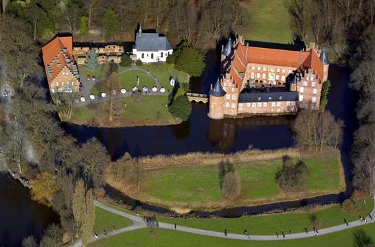 Weltmusik 2004 - Schloss Herten von oben (06.04)