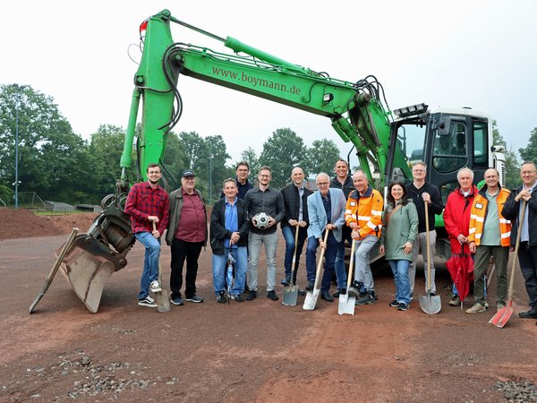 Spatenstich Sportanlage Bertlich