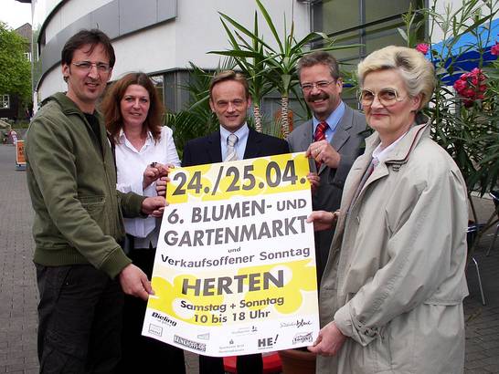Blumenmarkt 2004 (04.04) Blumenmarkt 2004 (04.04)