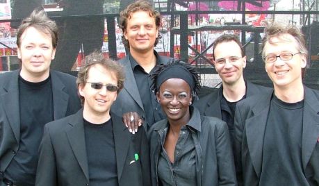 Assindia Allstars (11.04)